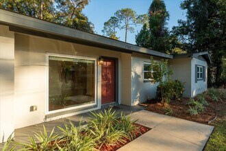 1707 Hall Dr in Tallahassee, FL - Building Photo - Building Photo