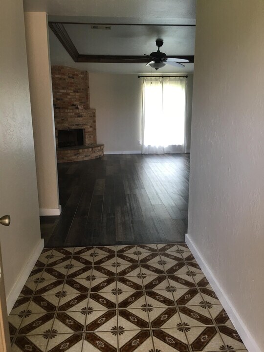 509 Melissa Ct in Port Neches, TX - Building Photo