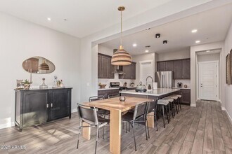 21073 W Sunrise Ln in Buckeye, AZ - Building Photo - Building Photo