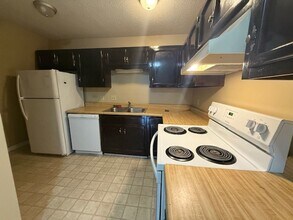 1721 N Jim Minor Rd in Haw River, NC - Building Photo - Building Photo