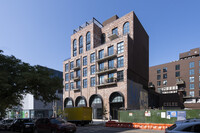 The Kent House in Brooklyn, NY - Foto de edificio - Building Photo