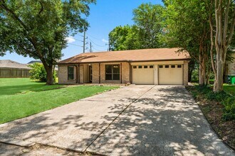 4123 Wyanngate Dr in Spring, TX - Building Photo - Building Photo