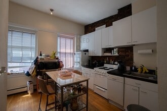 57 Myrtle St in Boston, MA - Building Photo - Building Photo