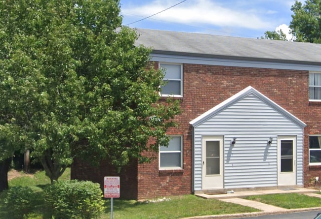 property at 1808 Gravois Rd