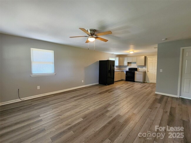 4633 Club View Dr in Concord, NC - Building Photo - Building Photo