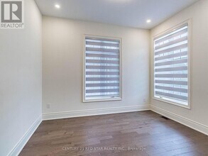192 Farrell Rd in Vaughan, ON - Building Photo - Building Photo