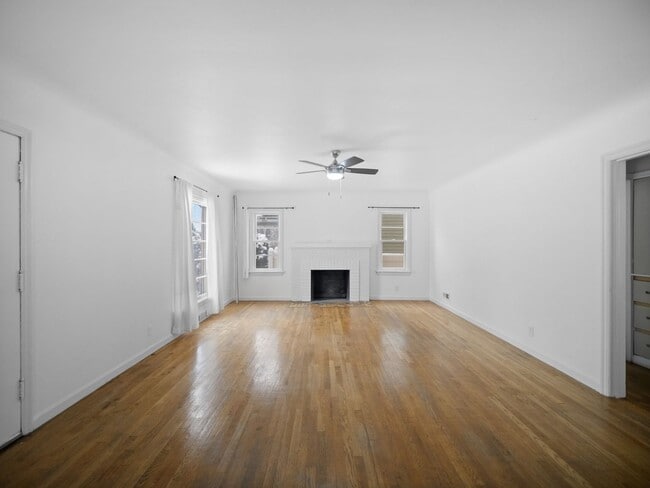 property at 212 W Buckeye Ave