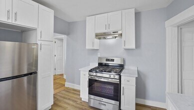 4 Navillus Terrace, Unit 3 in Boston, MA - Building Photo - Building Photo
