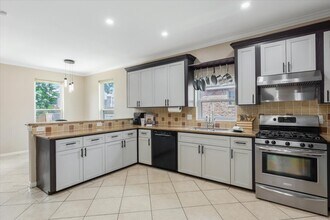 5343 Oak Cove Dr in Houston, TX - Building Photo - Building Photo