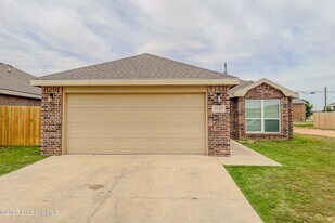 1010 Helena Ave in Lubbock, TX - Building Photo