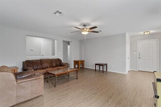 3508 Sandy Brook Dr in Round Rock, TX - Building Photo - Building Photo