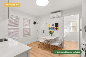 New RoostUp Furnished Private Bedroom near Savin Hill, Dorchester! in Boston, MA - Foto de edificio - Building Photo