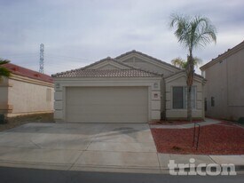 18071 N 113th Ave in Surprise, AZ - Building Photo