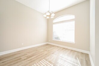 136 Linda Lake Ln in St. Augustine, FL - Foto de edificio - Building Photo