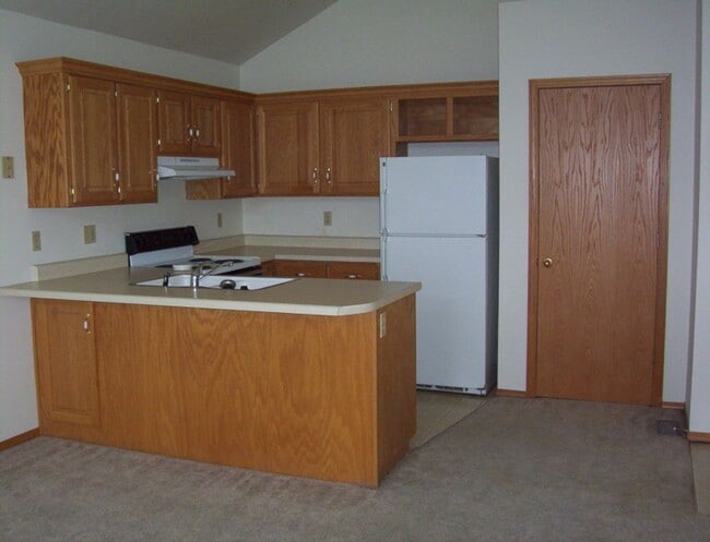 3396 W Montclair St in Springfield, MO - Building Photo - Building Photo