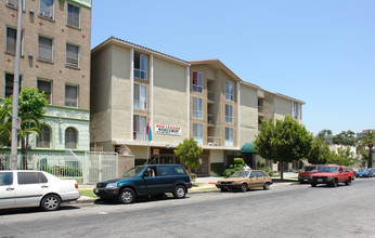 View Point Apartments in Los Angeles, CA - Building Photo - Building Photo