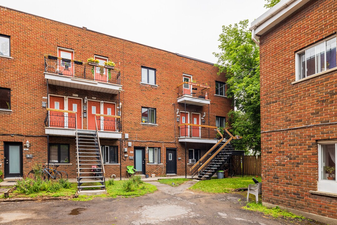 553-581 Dufresne Rue in Montréal, QC - Building Photo