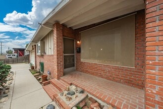 1214 Rodgers Rd in Hanford, CA - Building Photo - Building Photo