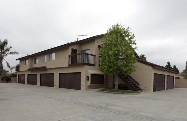 12042 Gilbert St in Garden Grove, CA - Building Photo - Building Photo