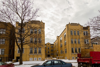 5527 W Farragut Ave in Chicago, IL - Building Photo - Building Photo