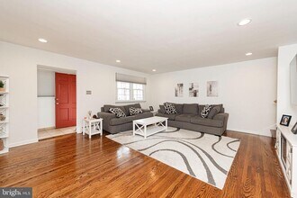 20 Cherry St in Phoenixville, PA - Building Photo - Building Photo