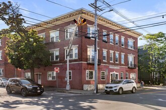 565 Beach St in Revere, MA - Building Photo - Building Photo