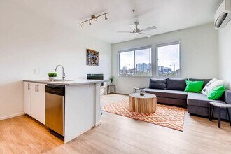 3201 Osage St in Denver, CO - Building Photo - Building Photo