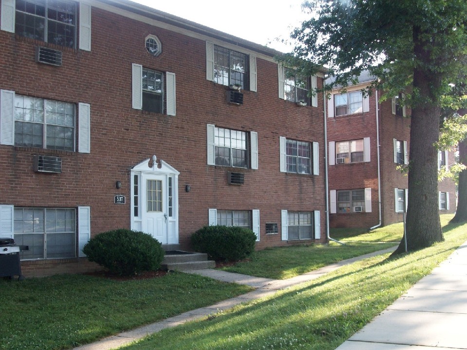 Parkside Apartments in Kennett Square, PA - Foto de edificio