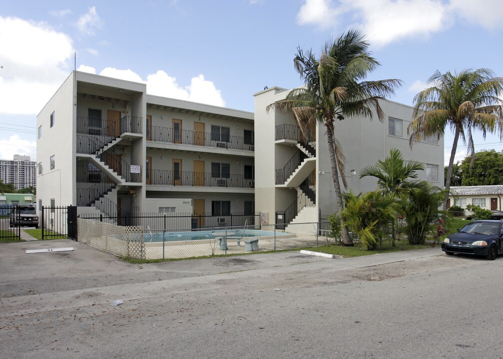 Rambler Apartments in Miami, FL - Building Photo