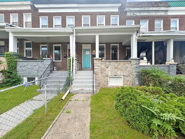 property at 1620 Homestead St