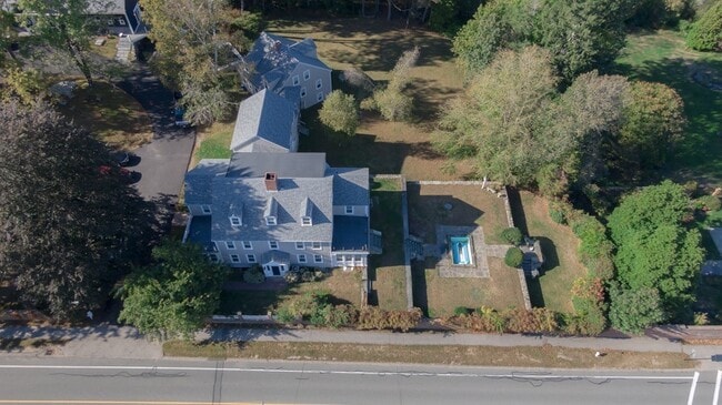 205 Sohier St in Cohasset, MA - Building Photo - Building Photo