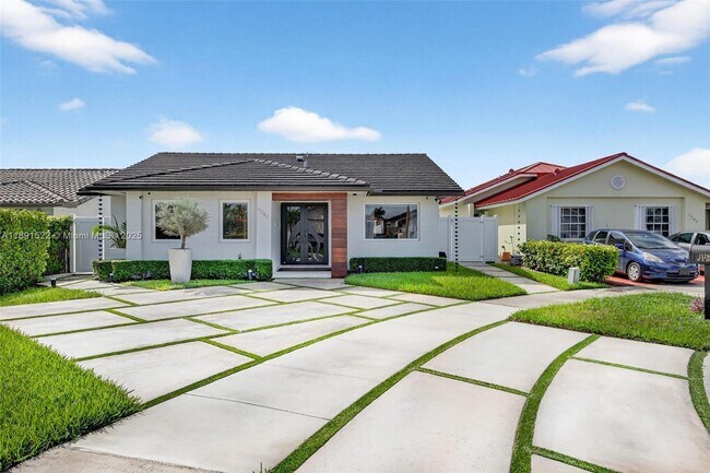 13280 SW 39th Terrace