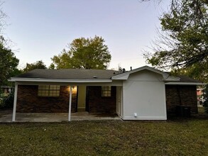 510 Oakbrook Ct in Montgomery, AL - Building Photo - Building Photo