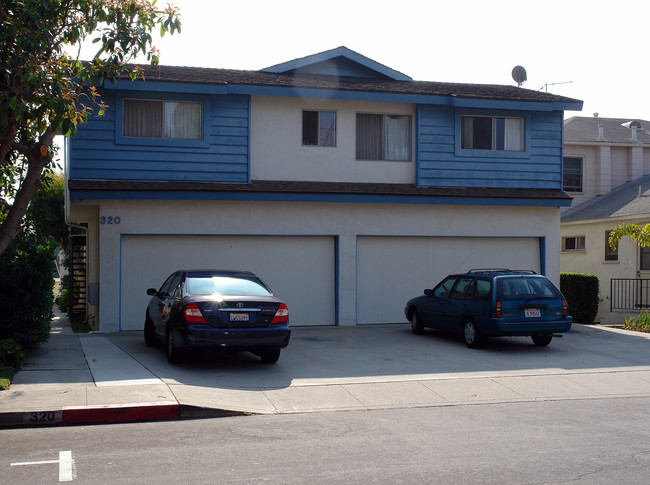 320 Standard St in El Segundo, CA - Building Photo - Building Photo