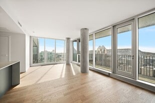 1205 Pl. Phillips in Montréal, QC - Building Photo