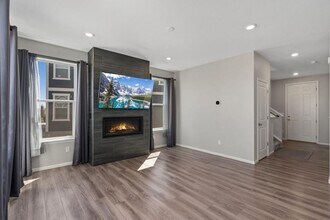 4415 Chasm Lk Dr in Loveland, CO - Building Photo - Building Photo