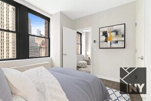 15 Park Pl in New York, NY - Building Photo
