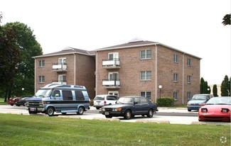 2451 Kingston Ct Apartments