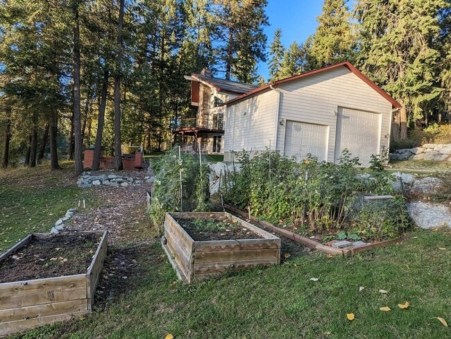 134 Hanaford Rd in Blanchard, ID - Building Photo - Building Photo