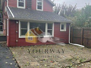 140 Cypress St in Rochester, NY - Building Photo - Building Photo