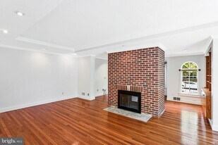 4401 Davenport St NW in Washington, DC - Building Photo