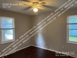 8508 Ruskin Way in Kansas City, MO - Building Photo - Building Photo