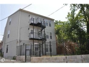 1334 Downing Pl NE in Washington, DC - Building Photo - Building Photo