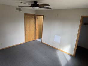 N5533 Penny Lane in Onalaska, WI - Foto de edificio - Building Photo