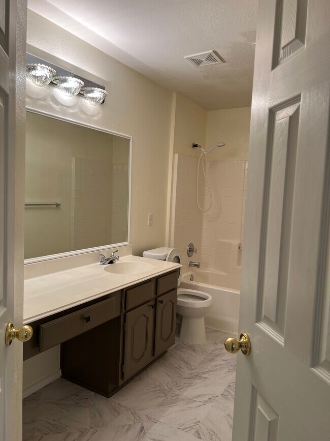 2701 Clark Dr in Corinth, TX - Building Photo - Building Photo