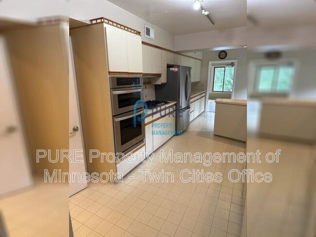 property at 9629 Rich Valley Blvd