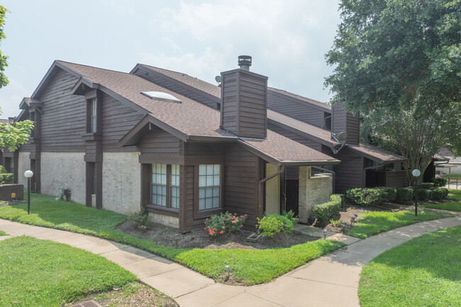 Towns of Grant Lake in Sugar Land, TX - Foto de edificio - Building Photo