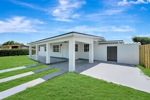4040 SW 108th Ave in Miami, FL - Building Photo