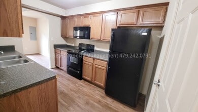 3839 Old Jenny Lind Rd in Fort Smith, AR - Building Photo - Building Photo