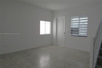 11998 SW 232nd St in Miami, FL - Building Photo - Building Photo